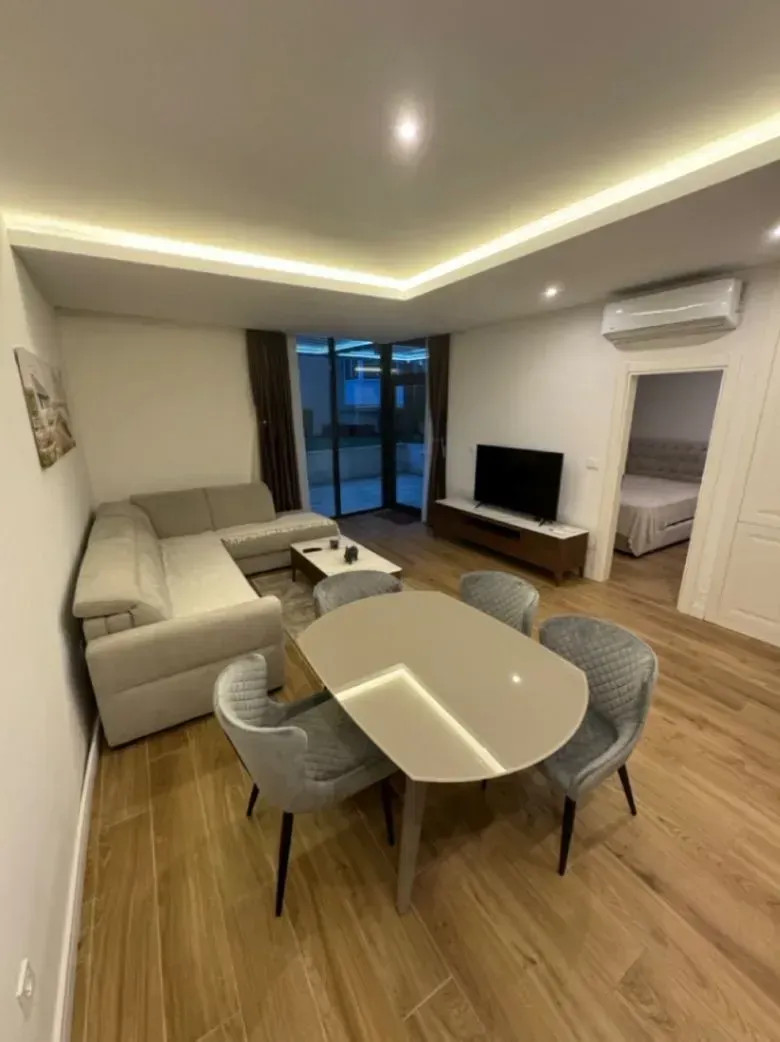 Prodaja, jednosoban stan, 64m², Donja Lastva, Tivat