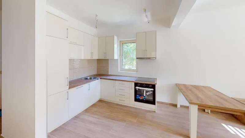 Sale, two bedroom apartment, 68m², Tivat, Crna Gora