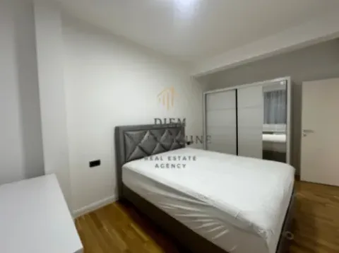 Izdavanje, trosoban stan, 130m², Dalmatinska ulica, Podgorica - image 10