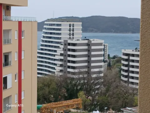 Sale, one bedroom apartment, 46m², Bečići, Budva - image 1