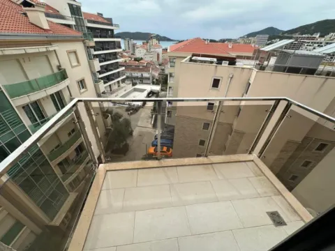 Prodaja, dvosoban stan, 68m², Bečići, Budva - image 13