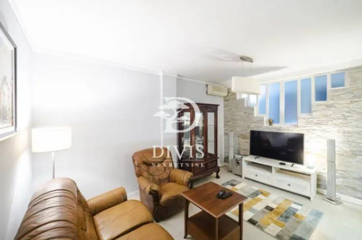 Prodaja, dvosoban stan, 55m², Novi Beograd Blok 21, Novi Beograd Sve Podlokacije