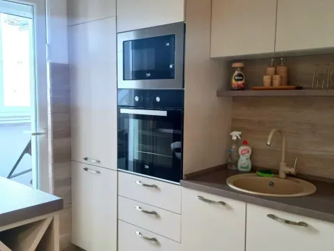 Sale, two bedroom apartment, 70m², Žabljak, Crna Gora - image 2
