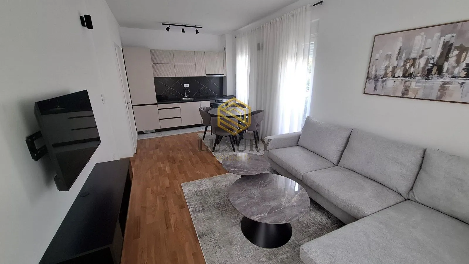 Izdavanje, dvosoban stan, 60m², Zagorič, Podgorica