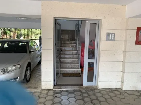 Sale, office space, 14m², Petrovac, Budva - image 3