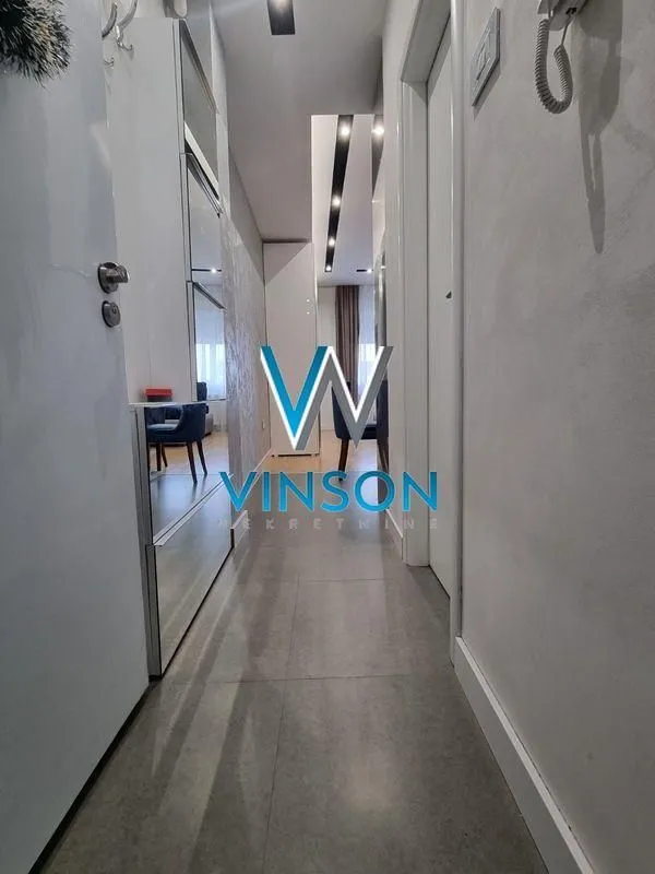 Prodaja, stan, 29m², Centar, Novi Sad
