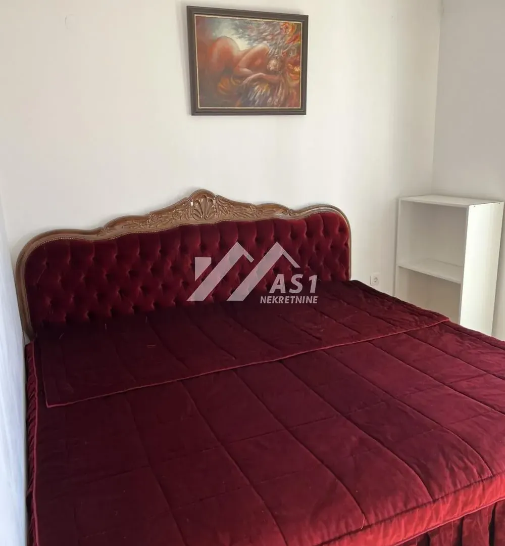Izdavanje, četvorosoban stan, 120m², Stari Majur, Petrovaradin