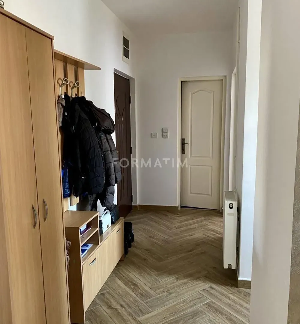 Izdavanje, jednosoban stan, 43m², Krnjaca, Palilula Sve Podlokacije