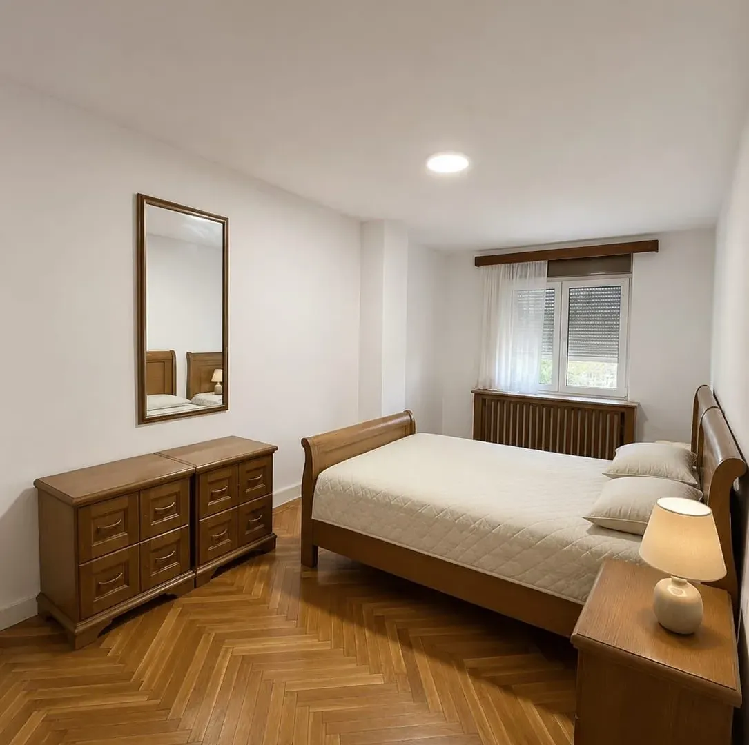Izdavanje, kuća, 250m², Stari Aerodrom, Podgorica