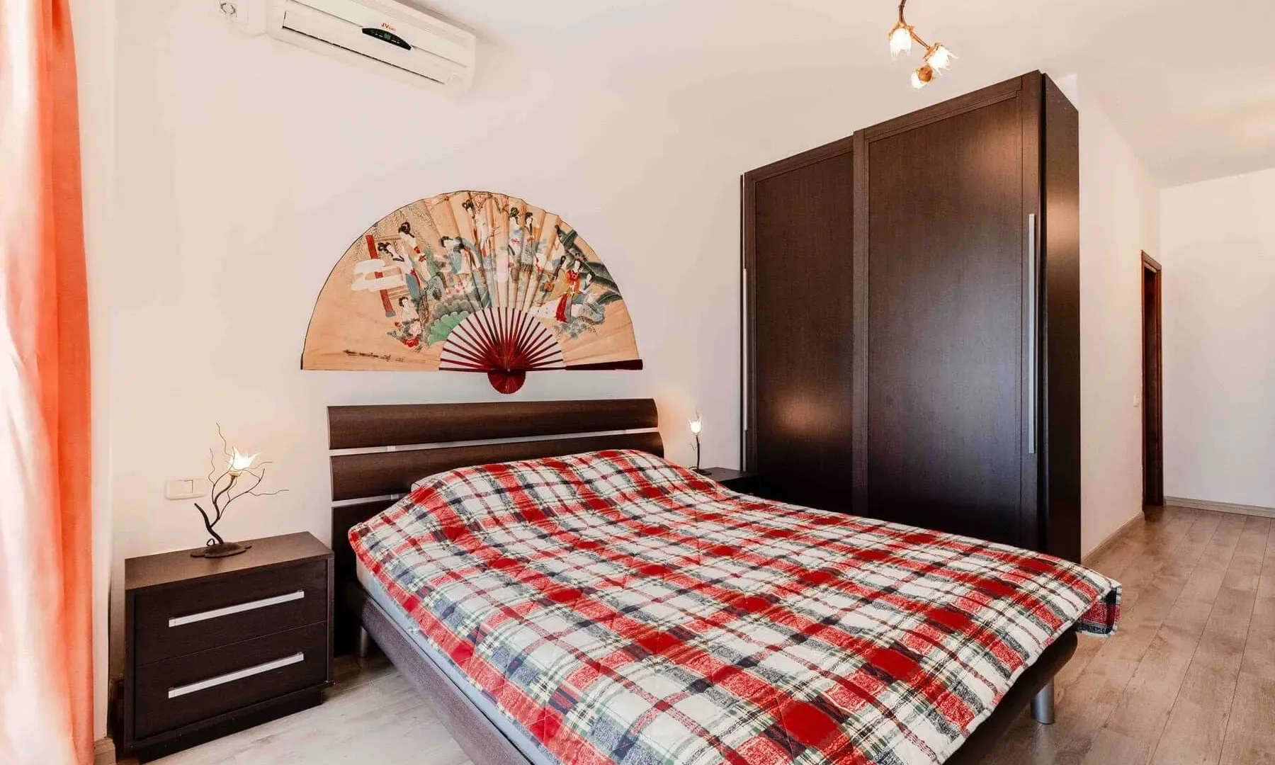 Sale, house, 416m², Utjeha, Bar