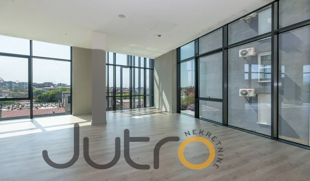 Rent, office space, 2542m², Podgorica, Crna Gora
