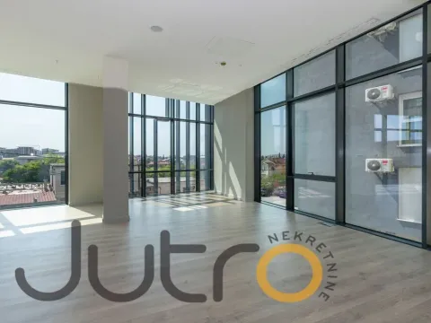 Rent, office space, 2542m², Podgorica, Crna Gora - image 3