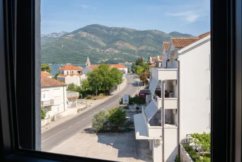 Prodaja, trosoban stan, 50m², Tivat, Crna Gora - image 10
