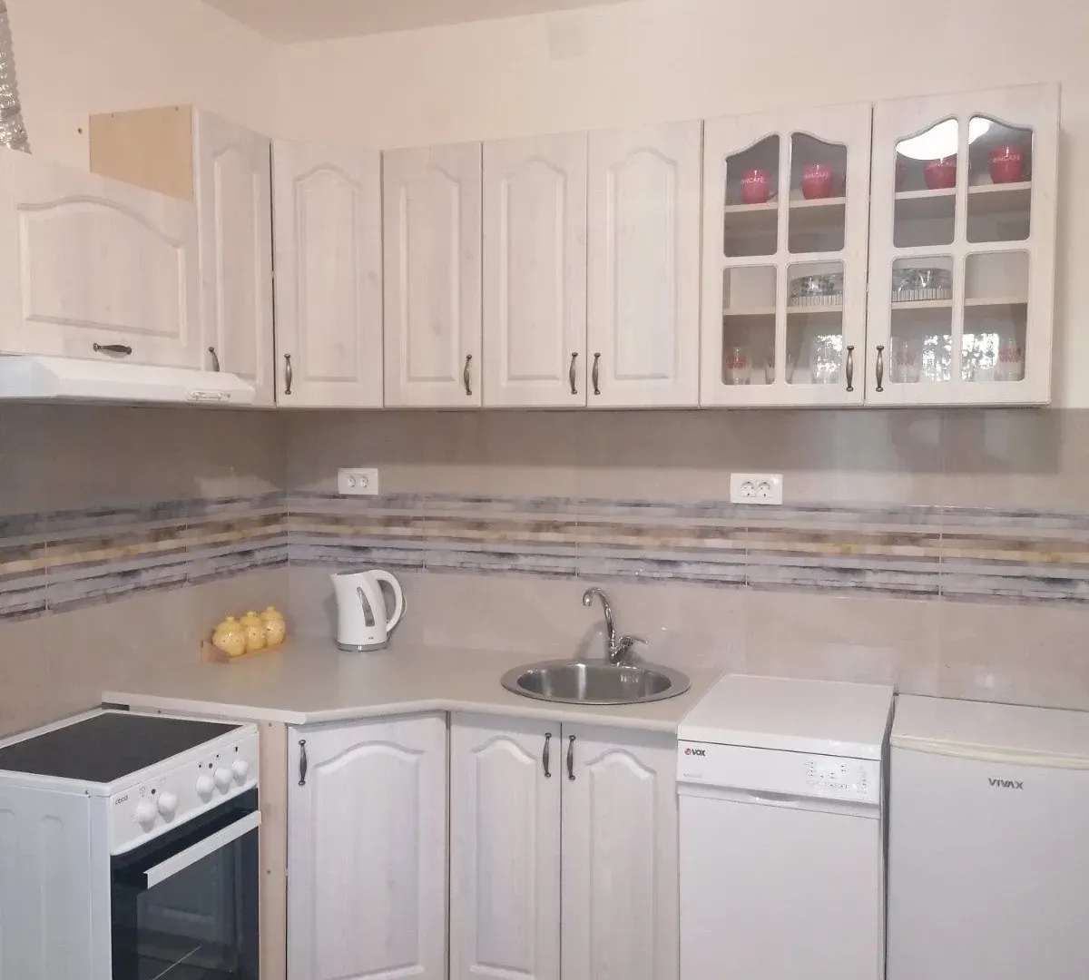Izdavanje, jednosoban stan, 50m², Tripovići, Tivat