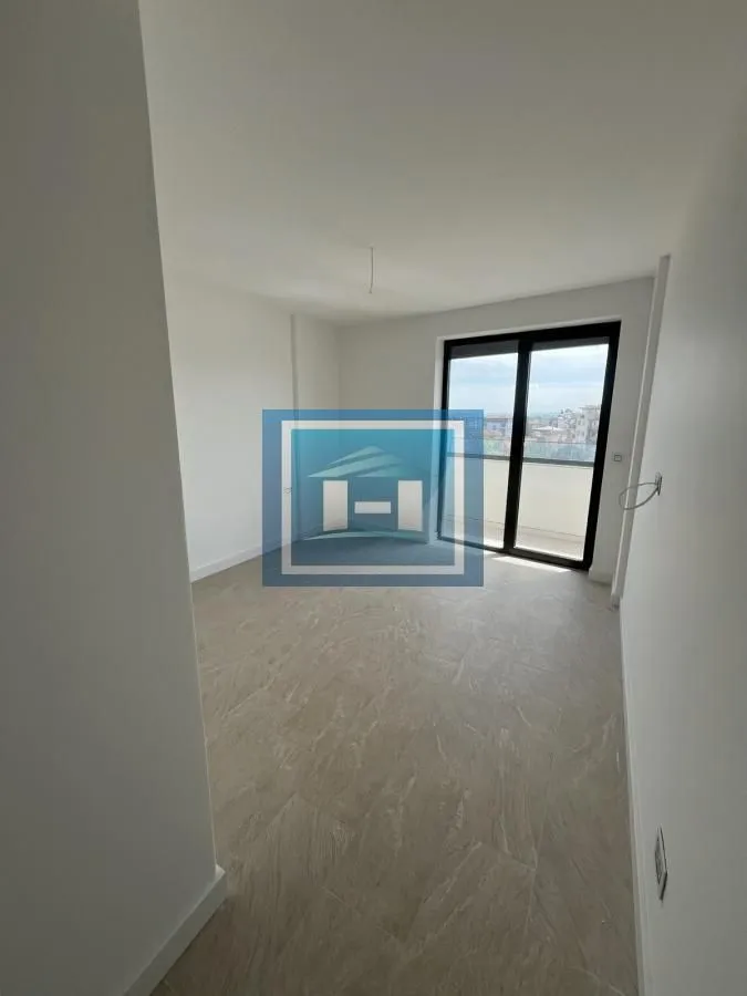 Prodaja, dvosoban stan, 75m², Centar, Paraćin