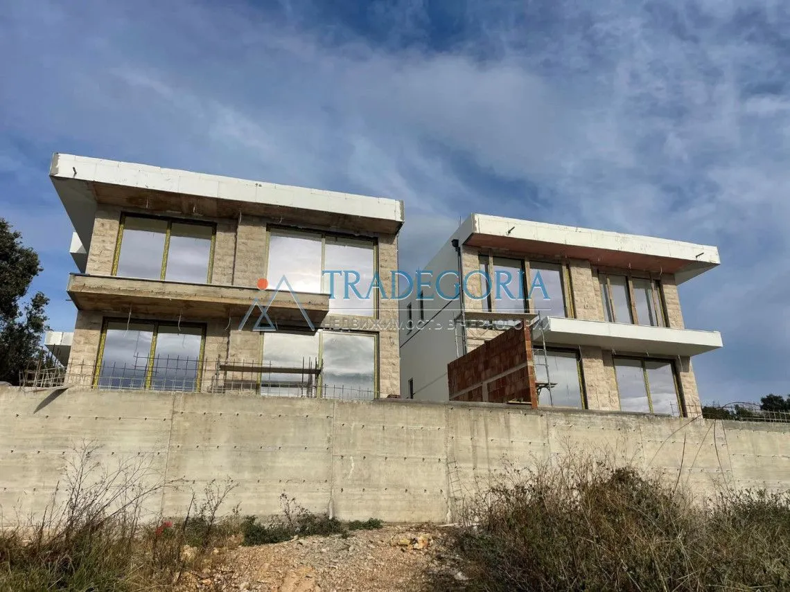 Prodaja, kuća, 167m², Dobra Voda, Bar