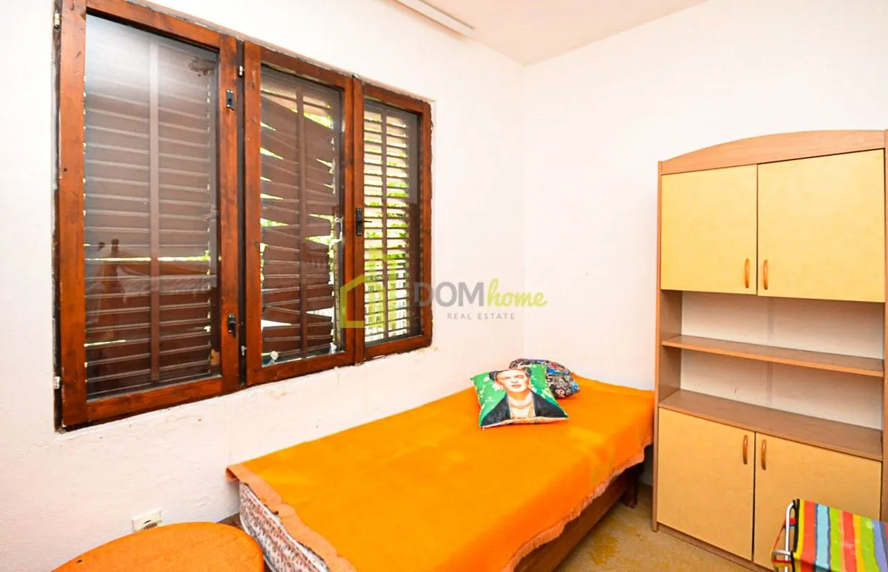 Sale, house, 190m², Bar, Crna Gora