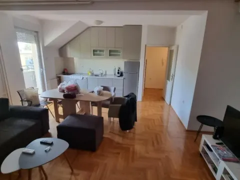 Prodaja, trosoban stan, 66m², Grbavica, Novi Sad Sve Podlokacije - image 2