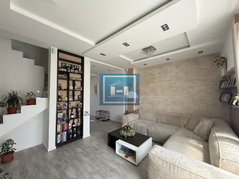 Sale, house, 240m², Centar, Jagodina - image 11
