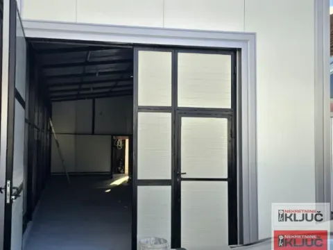 Poslovni prostor in Veternik