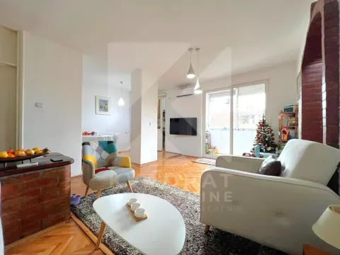 Prodaja, jednosoban stan, 53m², Centar, Podgorica - image 3
