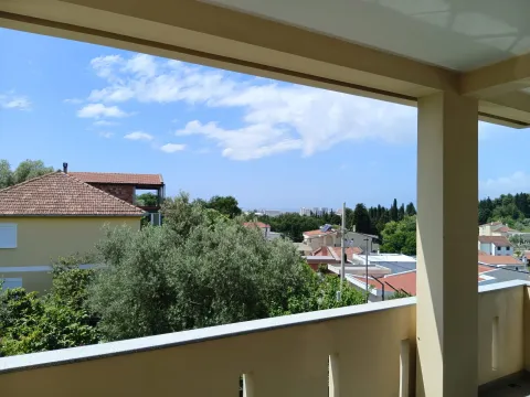 Izdavanje, dvosoban stan, 90m², Bar, Crna Gora - image 7