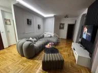 Prodaja, trosoban stan, 70m², Brace Jerković, Voždovac Sve Podlokacije - image 1