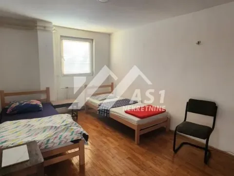 Izdavanje, kuća, 2500m², Bukovački plato, Petrovaradin - image 5