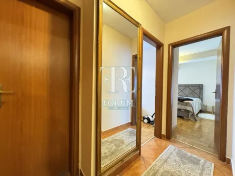 Rent, two bedroom apartment, 80m², Preko Morače, Podgorica - image 7