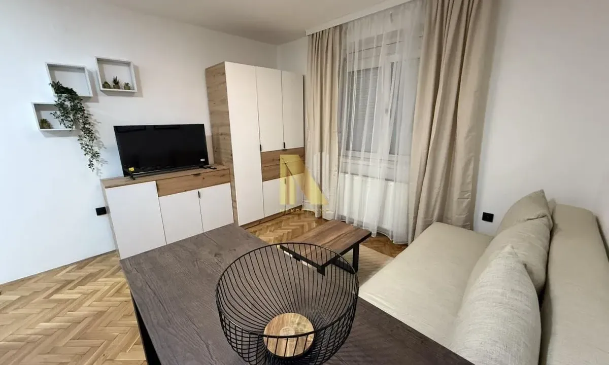 Rent, studio apartment, 21m², Grbavica, Novi Sad Sve Podlokacije