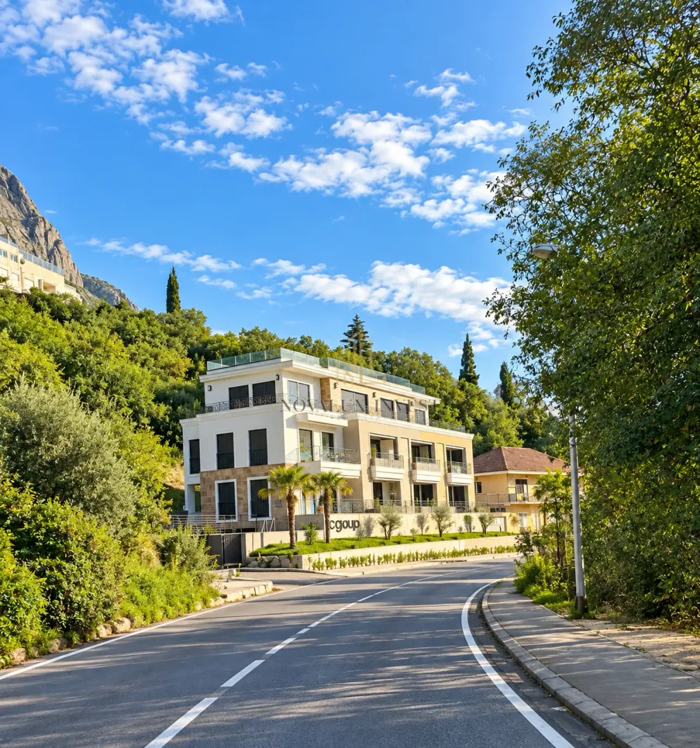 Prodaja, trosoban stan, 160m², Dobrota, Kotor