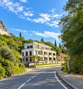 Prodaja, trosoban stan, 160m², Dobrota, Kotor - image 10