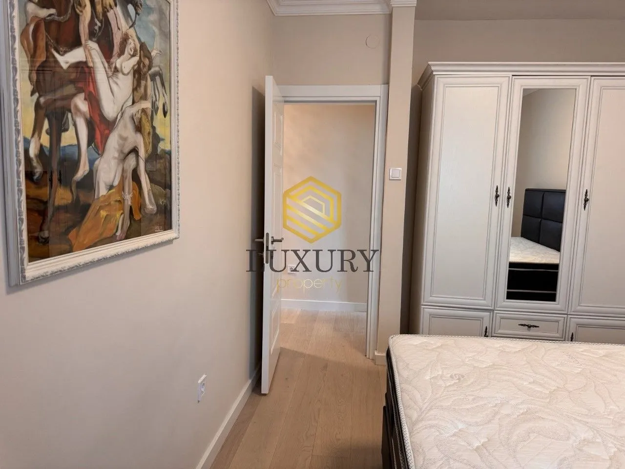 Izdavanje, dvosoban stan, 110m², Preko Morače, Podgorica