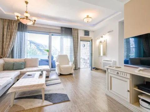 Prodaja, dvosoban stan, 68m², Kostanjica, Kotor - image 6