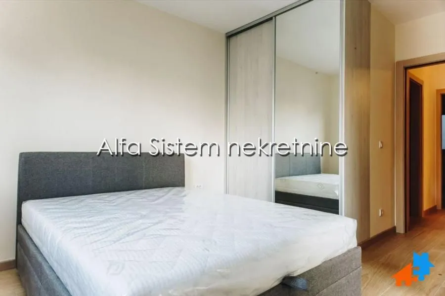 Izdavanje, trosoban stan, 68m², Crveni Krst, Beograd