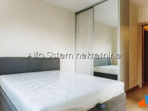 Izdavanje, trosoban stan, 68m², Crveni Krst, Beograd - image 11