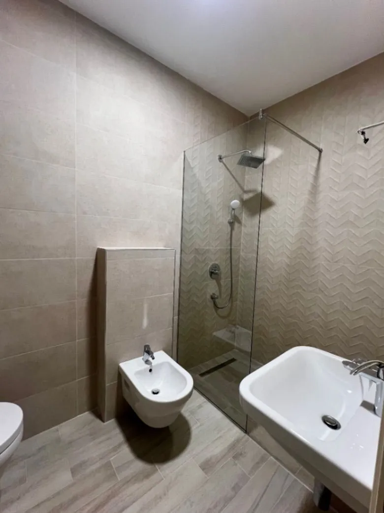 Prodaja, trosoban stan, 139m², Gornja Gorica, Podgorica