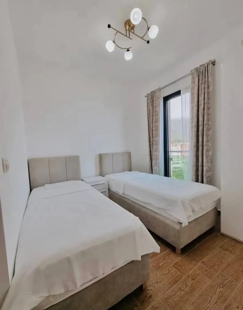 Rent, two bedroom apartment, 85m², Bečići, Budva