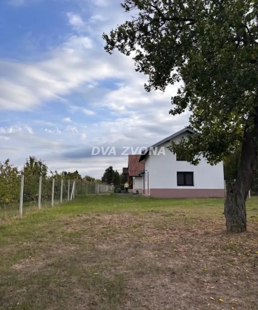 Prodaja, kuća, 154m², Čortanovci, Inđija