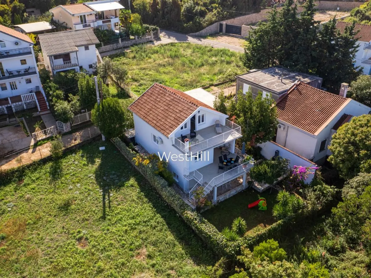 Prodaja, kuća, 130m², Utjeha, Bar