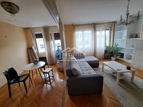 Izdavanje, trosoban stan, 66m², Tašmajdan, Palilula Sve Podlokacije - image 2