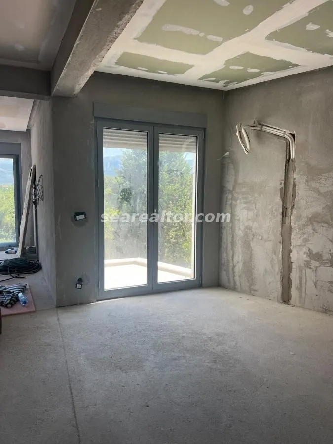 Prodaja, dvosoban stan, 147m², Radovići, Tivat