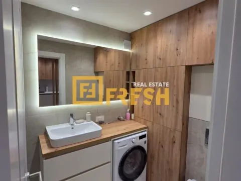 Rent, one bedroom apartment, 43m², Tološi, Podgorica - image 15