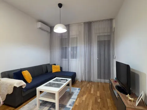 Prodaja, jednosoban stan, 40m², Zabjelo, Podgorica - image 1