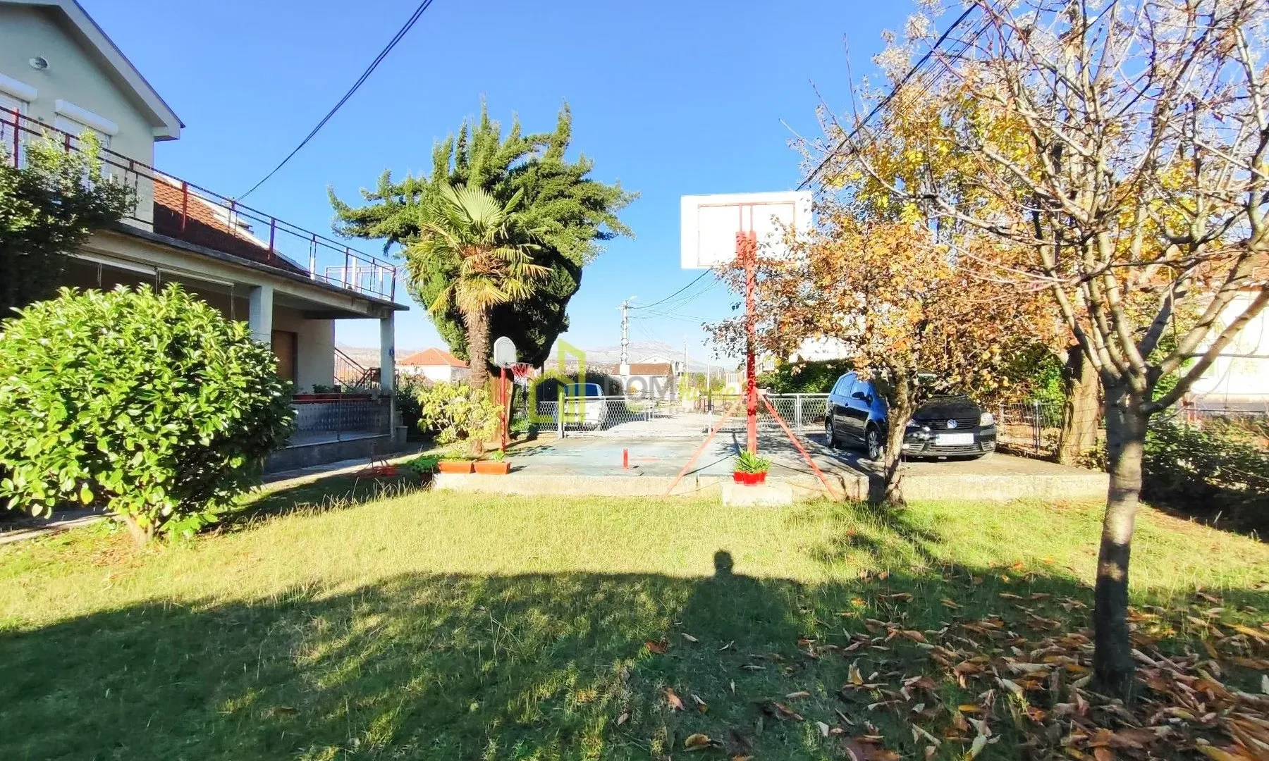 Prodaja, kuća, 250m², Tološi, Podgorica