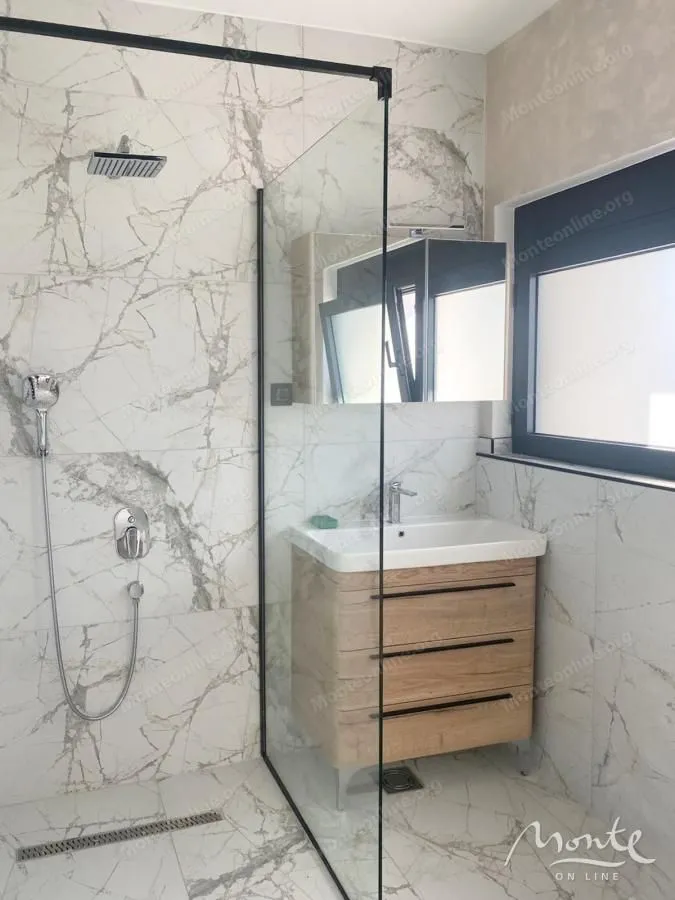 Sale, house, 385m², Bjeliši, Bar