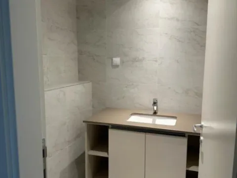 Izdavanje, trosoban stan, 82m², Beograd Na Vodi, Beograd - image 8