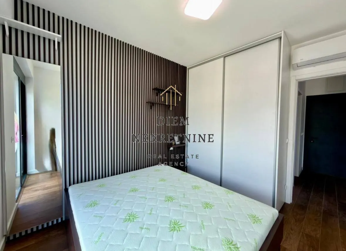 Rent, one bedroom apartment, 49m², Centar, Bar
