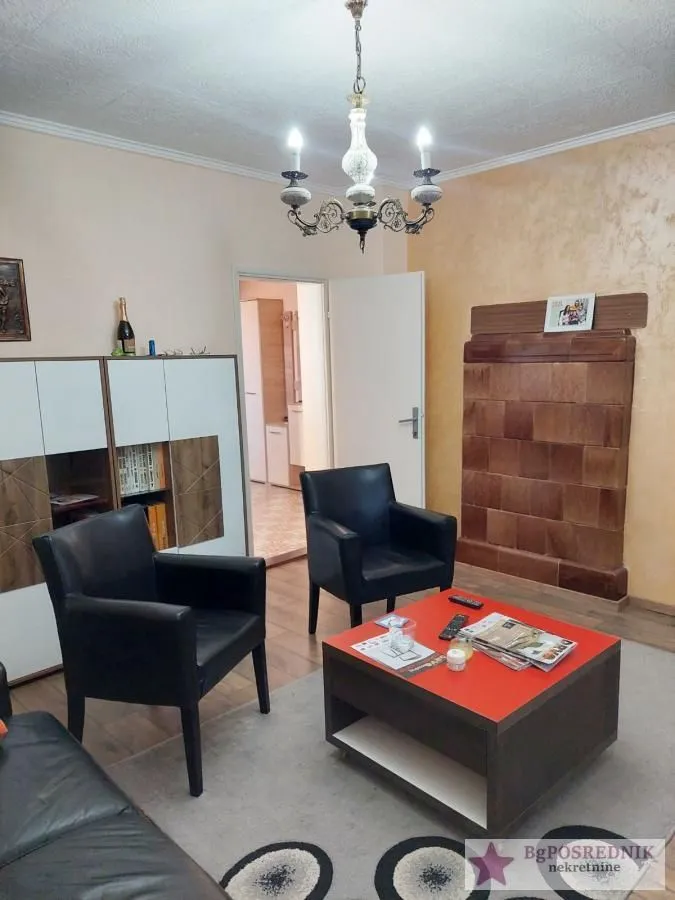 Prodaja, kuća, 280m², Novi Slankamen, Inđija