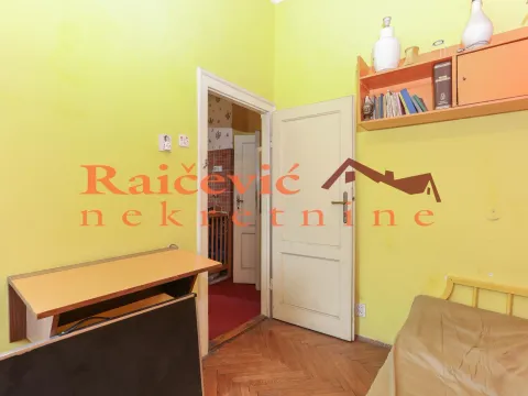 Sale, three bedroom apartment, 95m², Vračar, Šid - image 17
